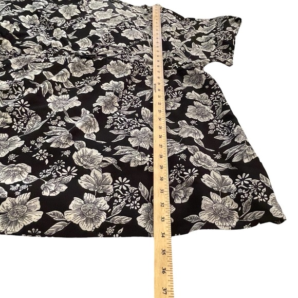 Mario Serrani Italy Black White Floral Swim Cover/Top/Kimono- Size XXL V-Neck - Picture 7 of 8